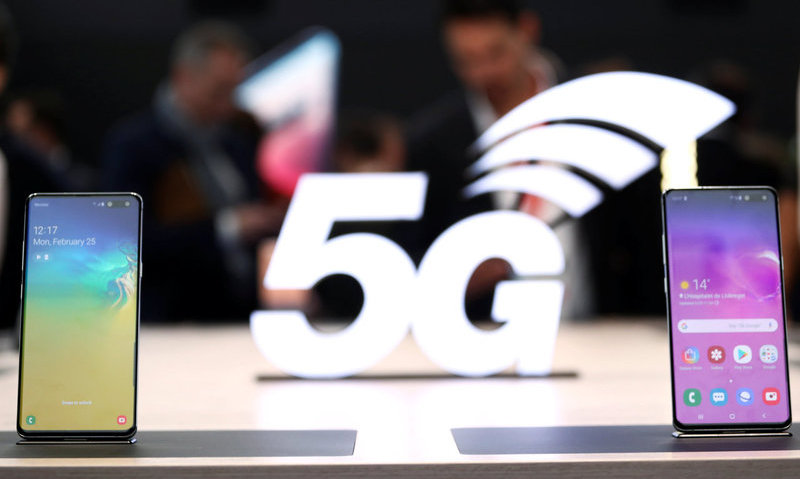 5G, 폰 가격 올리니 통신료도 올릴 채비…소비자만 봉?