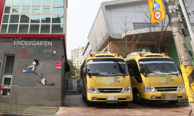 싸늘한 여론에 ‘법인 취소’ 역풍, 한유총 백기 들다