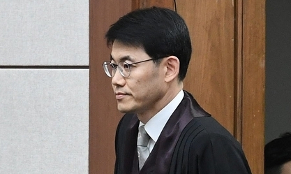 ‘김경수 구속’ 성창호 기소 왜?…검 “‘정운호 게이트’ 때 재판 독립성·공정성 훼손”