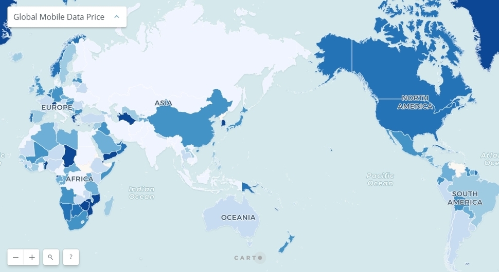 색깔이 짙은 곳이 모바일 데이터 요금이 비싼 나라들이다. 보고서에서 인용