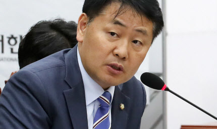 김관영 “연동형 비례대표제, 대통령제에서도 협치 통해 운영 가능”