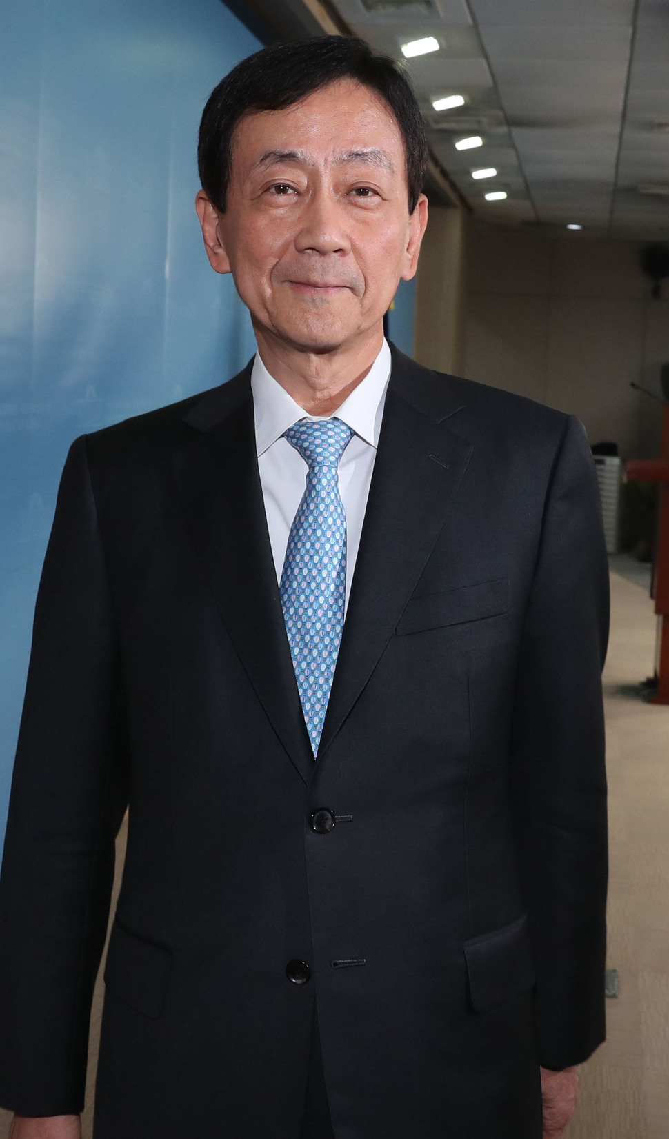 진영 행정안전부 장관 후보자가 8일 오후 국회 정론관에서 소감을 말한 뒤 회견장을 나서고 있다. 강창광 기자 chang@hani.co.kr