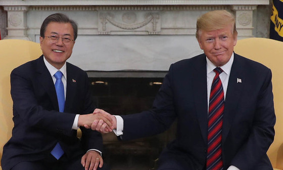 [사설] 남북 정상 빨리 만나 허심탄회한 대화 해야