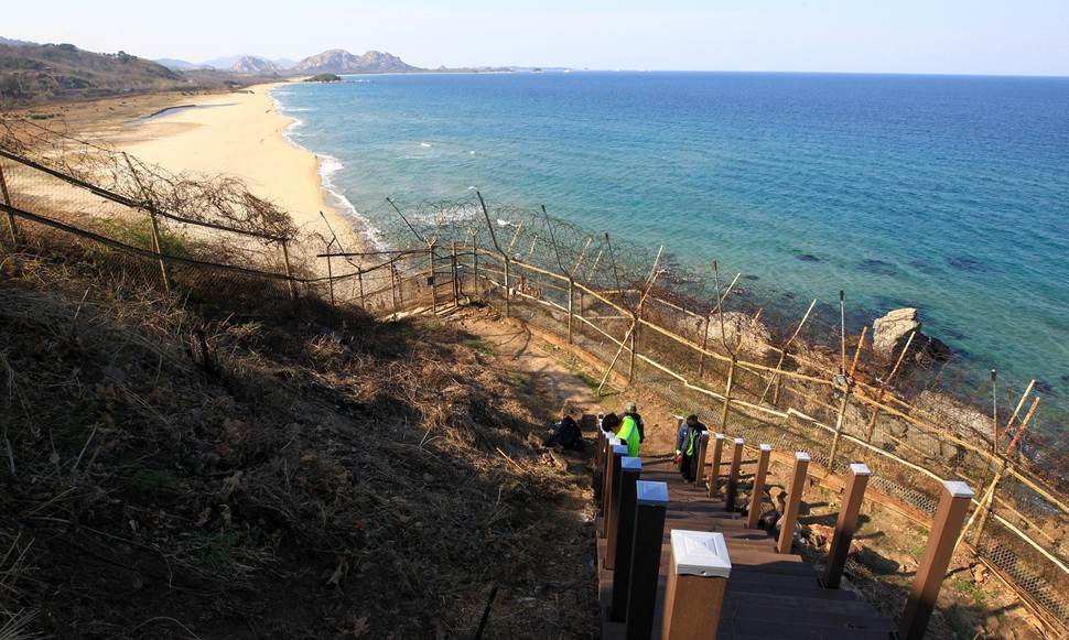 유엔사, 고성 이어 철원·파주 ‘평화둘레길’도 승인