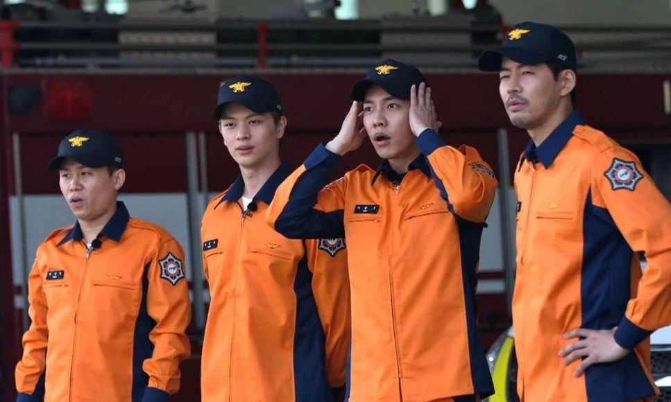 ‘집사부일체’…비웃지 않고 웃기는 ‘착한 예능’