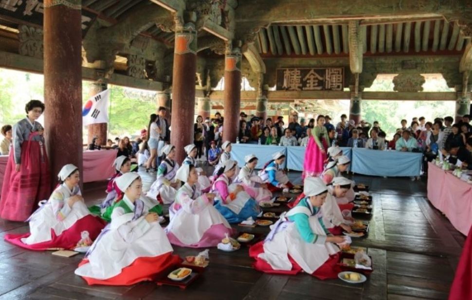 경남 밀양에서 열린 아랑규수 선발대회의 모습. 밀양시 블로그 갈무리.