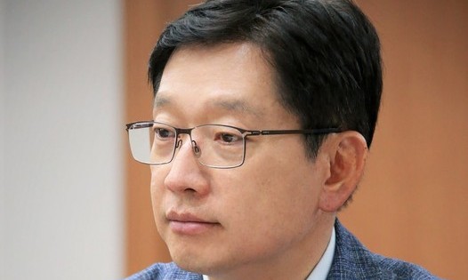 김경수 경남지사 “노 대통령 생각 눈치채지 못한 점 자책”