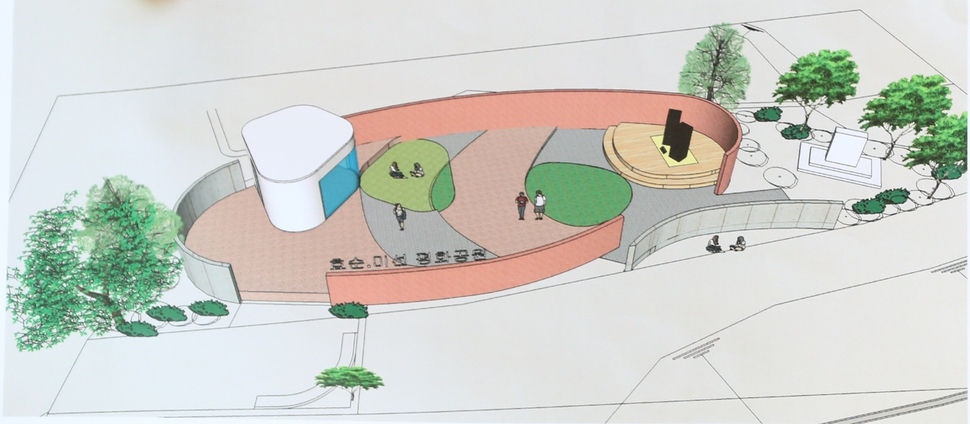 ‘효순미선평화공원조성위원회’가 공개한 ‘효순미선 평화공원’ 조감도. 사고현장인 56번 지방도로에서 발견된 운동화 한 짝의 모양을 형상화했다. 주변부에 전시벽을 세우고 그 속에 광장과 객석, 사무실 및 시민추모비 등이 들어설 예정이다. 김정효 기자