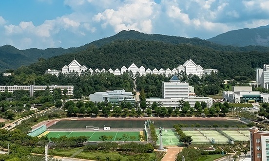 조선대 교수평의회, 강동완 전 총장 복귀로 돌아서나 