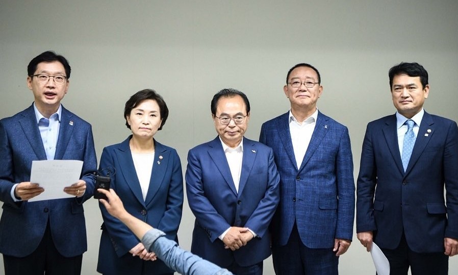 김해신공항 결국 국무총리실서 재검토