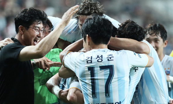 울산 김보경 ‘극장골’… 패배 위기서 탈출 