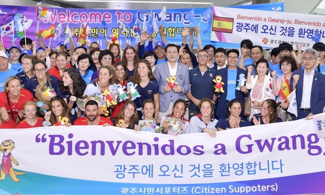 선수단 속속 입국 달아오르는 광주 수영대회