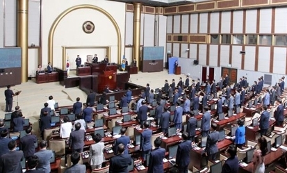 부산 이어 경기도의회도 ‘살찐 고양이법’ 제정 나서