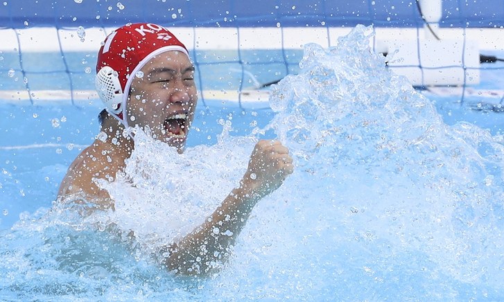 남자 수구 수호신 이진우 “한쪽 포기하고 막죠”  