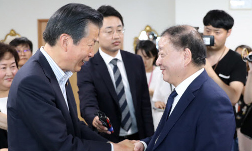 강창일 “일 의원들 정보 제한, 아베 정권에 세뇌돼 있는 것같아”