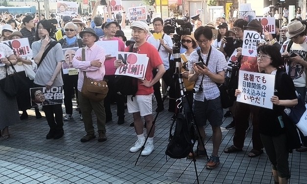 아베, 예고된 악재 줄줄이…경제보복 장기화땐 역풍 가능성