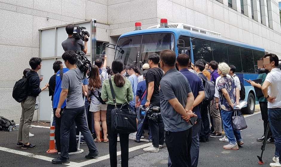 제주 ‘전남편 살해사건’ 치열한 법정 공방 예고