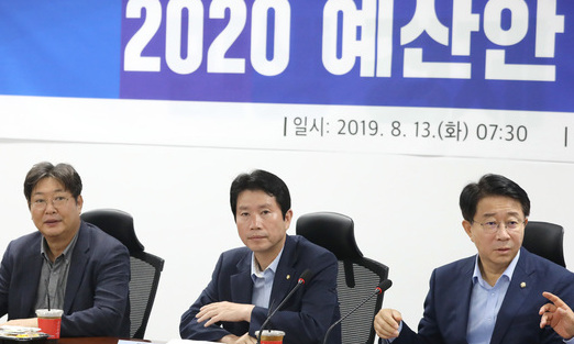 [사설] 확대 불가피한 내년 예산, 효율적 씀씀이가 관건