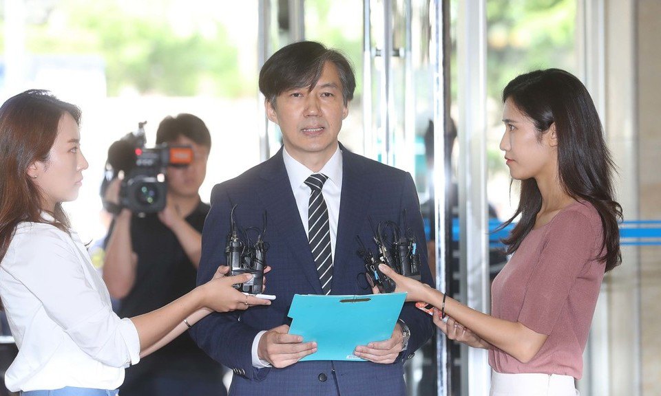 [미디어전망대] 신문에서 ‘사라진’ FTA협상/성한표 : 미디어 : 사회 : 뉴스 : 한겨레 [미디어전망대] 신문에서 ‘사라진’ FTA협상/성한표