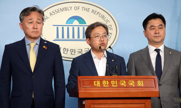 [사설] ‘조국 청문회’, 당리당략으로 흔들어선 안 된다