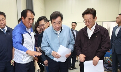 ‘방역태세 재정비’ 강조…이낙연 총리, 돼지열병 현장 ‘기습 점검’