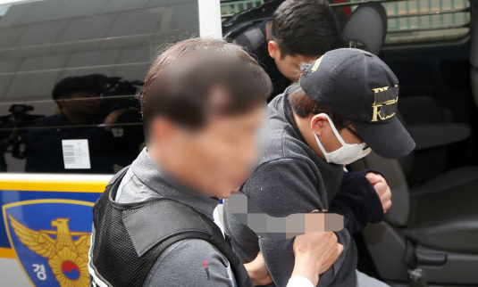 중학생 딸 살해한 뒤 주검 유기 친모·계부 징역 30년 선고