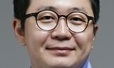 [이슈논쟁] 서초동과 광화문 너머의 정치로 가야 / 박권일