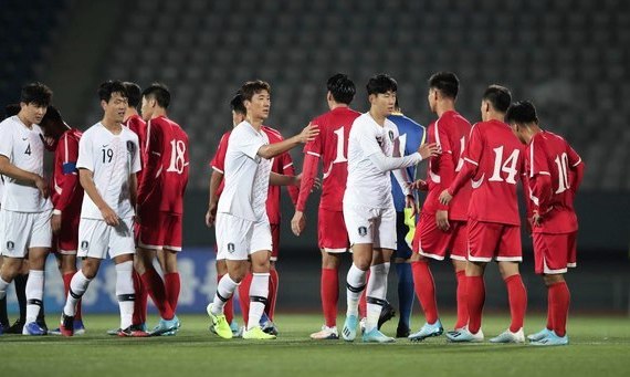 ‘무관중’ 평양 남북축구 ‘0-0’