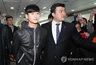 ‘별그대’ 김수현 대만 방문…폭발적 환영