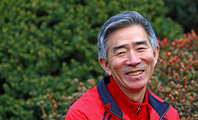 탈북자이자 성소수자 작가, 이중의 장벽에 맞서다