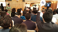 ‘블루칩’ 단색조 회화, 국외서도 낙찰·낙찰…