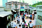 장생포 ‘고래잡이 옛마을’ 인기