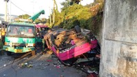 대우조선해양 통근버스 추락…1명 사망, 44명 부상
