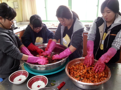 “학교 텃밭일기 쓰면서 가족 대화도 늘었어요”