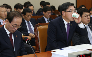 [단독] 정부, 청년들에 ‘노동개혁 찬성’ 대본주며 “이렇게 인터뷰 해라”