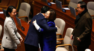 [영상] 꼬장꼬장 이학영, ‘시읽남’, ‘국민 지킴이’ 별명 얻어