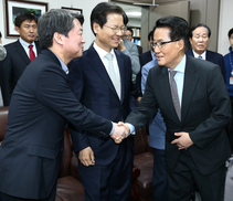 ‘통합파’ 박지원, 국민의당 합류…야권 재편 움직임 관심