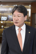 박세복 영동군수, 모친상 조의금 1억원 장학금 내놔…“어머니 뜻 따라”