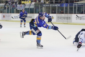 안양 한라, 사할린 6-1 역전승
