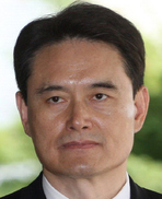 대법 “민간인 사찰 피해 김종익씨에 5억 배상하라”