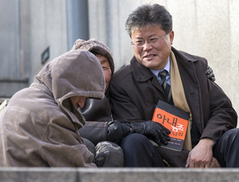“누구나 ‘길에서 사는 사람들’ 될 수 있음을 알리고파”