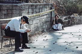 의심·미신에 홀려 미끼를 물다