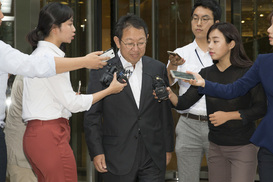 이석수 “특감 없애겠다는 것 아닌가” 항의성 사표