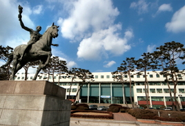 더 좋은 세상을 만들어가는 이름 "아주대학교"