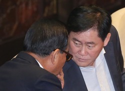 2299등에서 36명 합격자로....결국 최경환 지시였다
