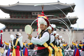 광화문 5000명 축제…2000명이 “영차 영차”