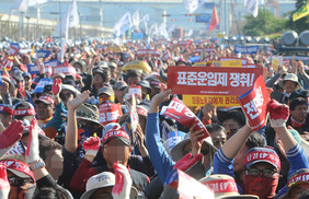 파업철회 사흘만에…경찰, 박원호 화물연대 본부장 구속