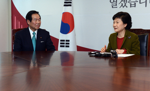 “아베 특사, 독도 언급시 미소만 지을 것”…‘최순실 파일’ 들여다보니