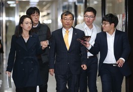 이정현, 박 대통령 만나 인적쇄신 건의…아직 ‘대답없는 청