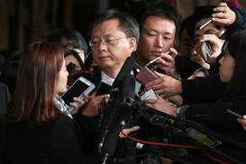 검찰, 우병우 자택 압수수색